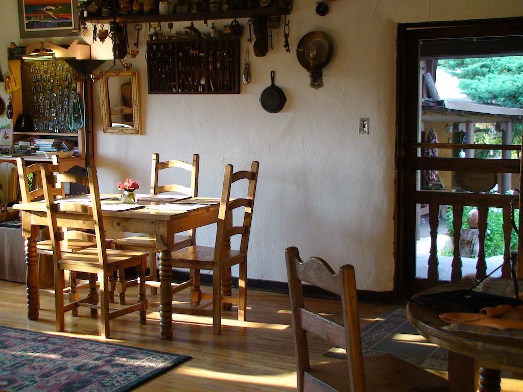 Bed & Breakfast Old Taos Guesthouse B&B