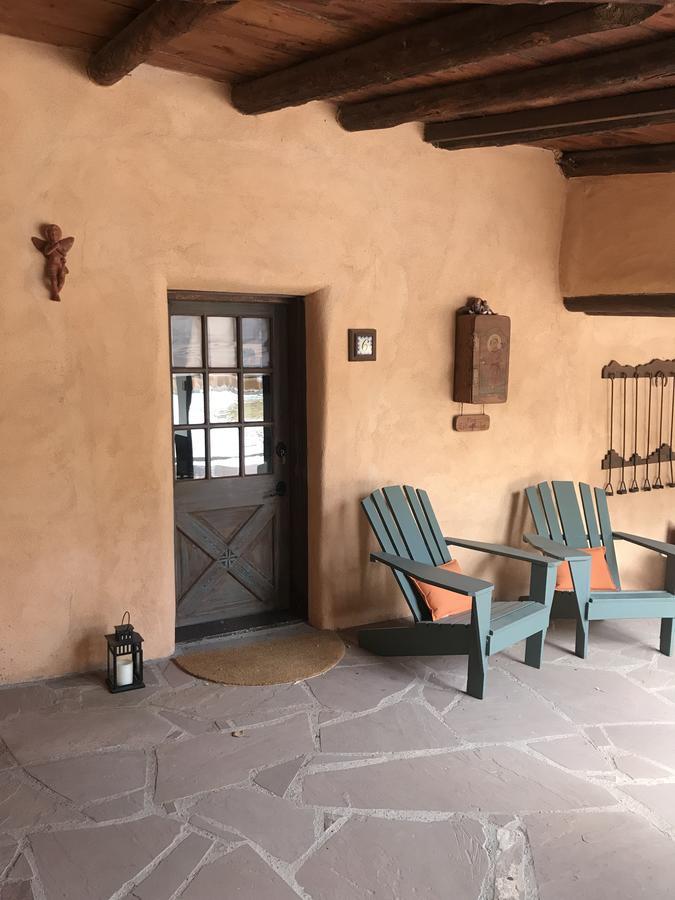 Old Taos Guesthouse B&B Bed & Breakfast